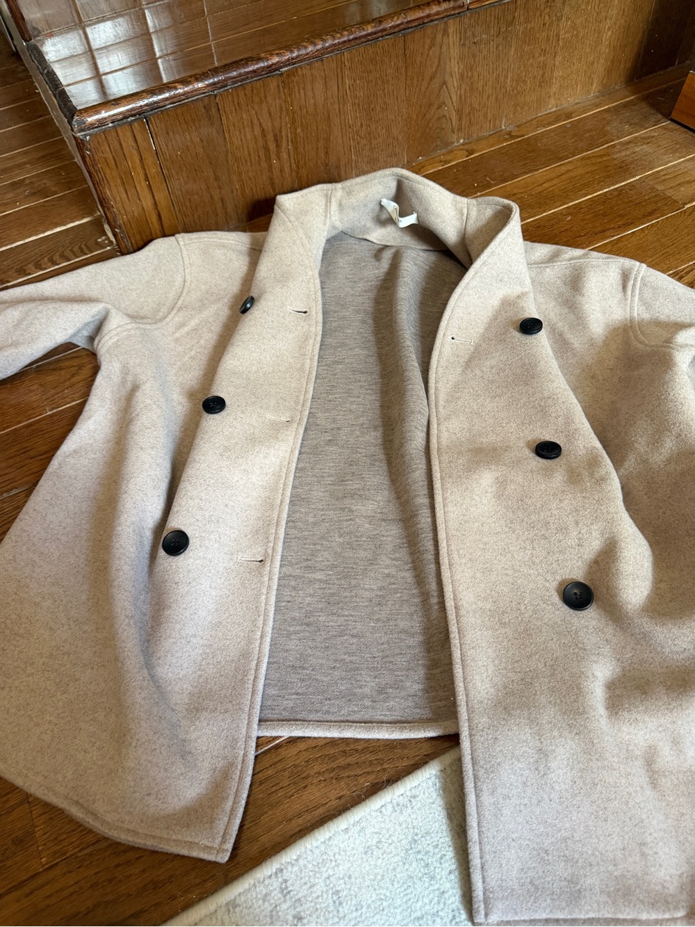 Commense Oversized Button-Down Jacket - Picture 3 of 4